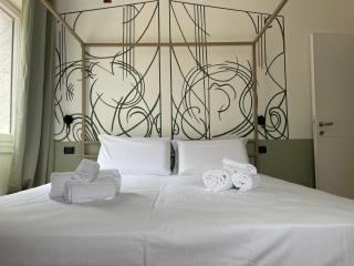 Duomo Verde Penthouse - Luxury Collection - Private Floor near the Cathedral - 9