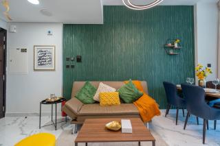 Lake View 1BR with Balcony in Maryah Vista - 4