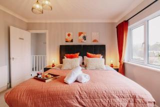 Woodgate House - 1
