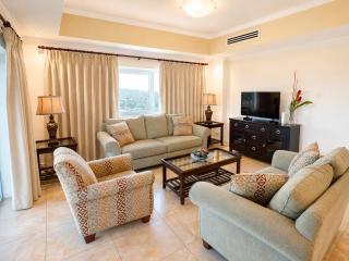 Luxury Three Bedroom Condo - 5