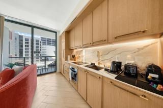 Modern Studio - Pool & Gym - Prime Location - 6
