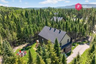 Le Petit Frontenac - Chalet haut de gamme avec spa à Shannon - Resort près de Québec - 0