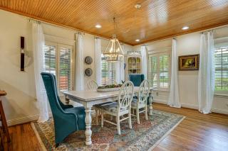 Historic Weatherford Estate w/ Backyard Oasis - 7