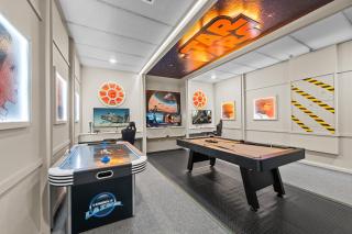Brand New Luxury Home - 8