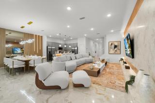 Brand New Luxury Home - 4