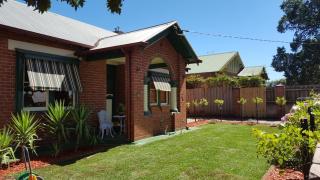 Ravenswood , an Iconic Drouin Residence - 2