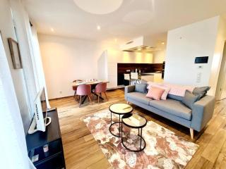 Sophisticated 2BR w terrace&parking spaces - 8
