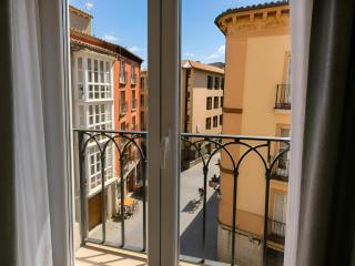 VIBUhomes Estudio II con encanto en Casco Antiguo - 4