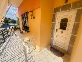 PANCHO VILLA - Family Apartments 2 - 3