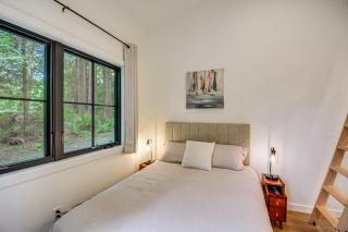 Hood Canal Retreat, Close to Olympic National Park - 4