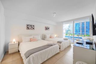 1BR Brickell - Free Parking - Downtown Living & Pool - 8