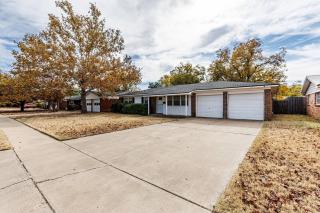 Walk to Groceries | Near Tech | Patio + Parking - 4