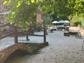 Luxe,piscine,jacuzzi,moulin historique en pierres entièrement rénové - 5