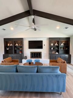 Mid Century Modern House with Seclusive Backyard and Pool - 0