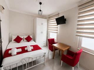 Istanberry - Scarlet Three Bedroom Apartments - 8