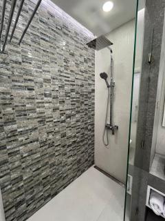 Bamboo Beach Luxury Two Queens - 9