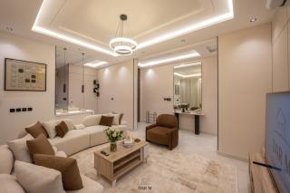 Luxury 2BR Apartment King Abdulaziz Airport DAR M - 9