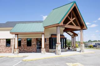 Riverside Inn & Suites Danville Virginia - 2