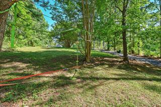 Lakefront - Brand-new hot tub, dock, kayaks, SUP, game room & firepit - 7