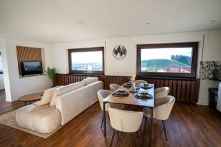 KAMO Panorama Schwarzwald Apartment - privater Eingang & 2 kostenlose Parkplätze, bis zu 5 Personen - 1