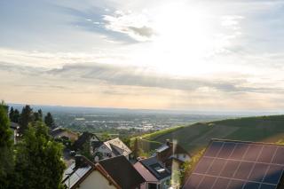 KAMO Panorama Schwarzwald Apartment - privater Eingang & 2 kostenlose Parkplätze, bis zu 5 Personen - 3