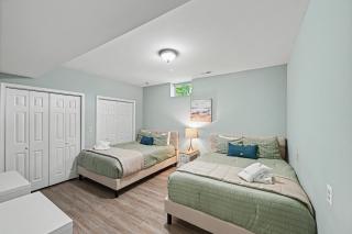 Spacious lakefront home w/ boat dock, fire pit & pool table - dogs OK - 2