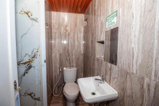 Lestari Malioboro Guesthouse - 2