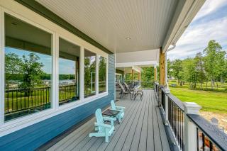 Dog-friendly lakefront home with a game room, children's items, and firepit - 9