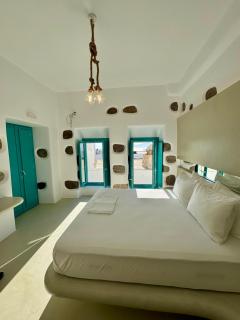 Plaka Suites - 7