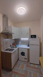 У театра Музкомедии, пляж Отрада - 800м - 4
