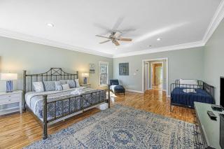 Lakefront home with private hot tub, WiFi, fun rec room, & beach area - 3