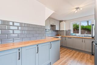 #135 Lux Countryside Retreat with HotTub - Sleeps 7 - 7