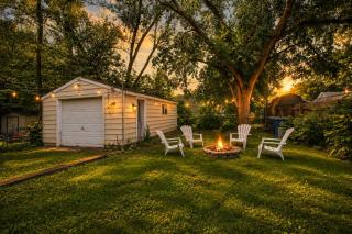 The Primrose Cottage Pet Friendly Private Yard - 6