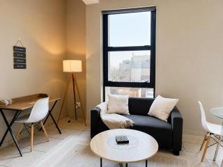 Work-Ready 1Bedroom in Central Rosebank Fast Wifi, Backup Generator - 7