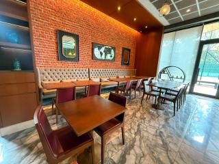 Luxury 2-Bedrooms Apartment in Airport Residential - 2