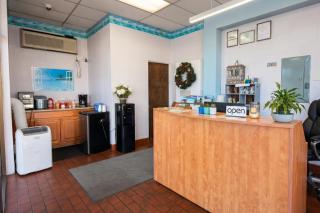 Travelers Inn by OYO Longview Kelso - 1