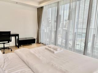 Sukhumvit 11 #Luxury #Pool #Gym #BTS Nana&MRT Sukhumvit #2BR #Max4ppl - 2
