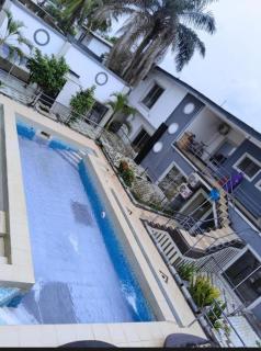 Speedy Lift Homes Luxury Apartment in Ikeja GRA - 2