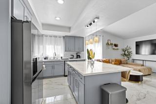 Spacious 7BR Vegas home with hot tub near Airport - 4