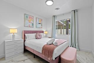 Spacious 7BR Vegas home with hot tub near Airport - 2