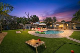 Putt Putt Huge Pool Fire Pit BBQ - 5