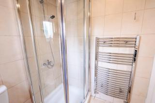 Cardiff Central Spacious House 5 Bedrooms 3 Bathrooms Free Parking - 5