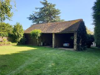 Maison en Bourgogne avec grand jardin - 3
