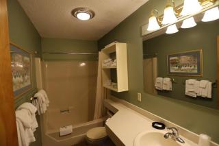 Inns of Waterville Valley 201 Two Bedroom Unit at Inns of Waterville Valley - 9
