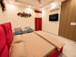 Luxury 4BHK Near BLK & Ganga Ram Hospital - 2