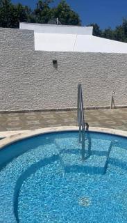 Las Tres Casitas - 1