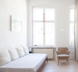 Charming, light 2 rooms in 4 room apartment - 7