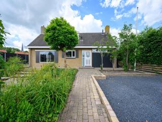 Spacious holiday home in the center of Langweer - 9