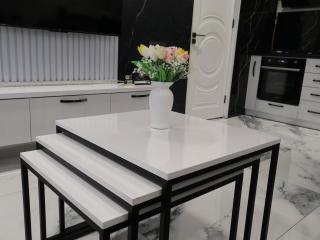 Yerevan Center Nelli Luxe Apartment - 4