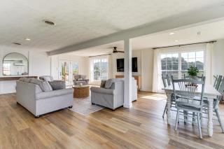 Boat Dock + Covered Patio: Cherokee Lake Escape! - 3